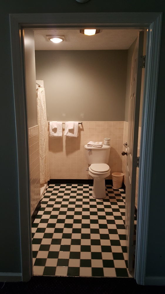 Livingston Overton Motel מראה חיצוני תמונה